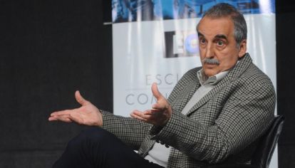 El ex funcionario peronista  y el consultor liberal tuvieron un altercado mediático. La respuesta tuitera del ex militante del PRO. 