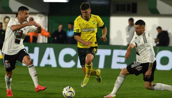 Defensa y Justicia vs. Riestra