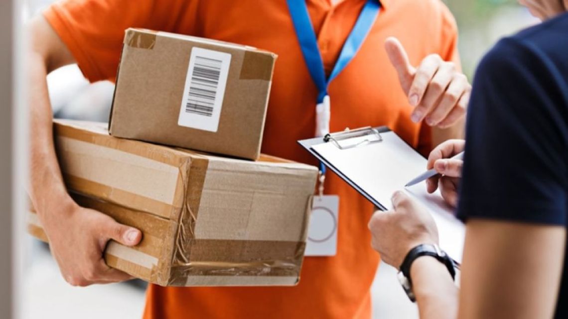 La indumentaria aparece al tope de las preferencias de quienes compran en el exterior