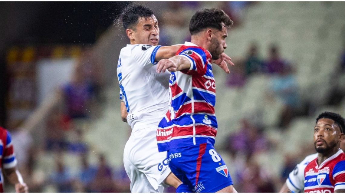 Vélez y Fortaleza igualaron 0-0 en la ida de los octavos de final de la  Copa Libertadores | 442