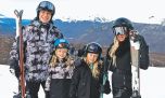 Matilda, Luciana Salazar, Dionisio y Flavio Mendoza en la nieve