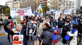 Marcha de jubilados en el congreso 20250813