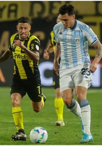 Racing vs. Peñarol