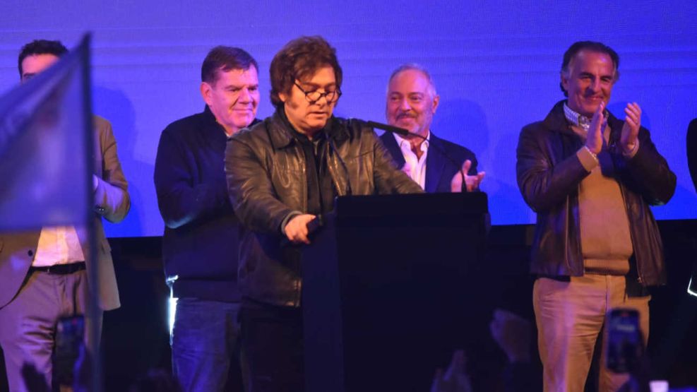 Javier Milei en el acto de La Libertad Avanza en La Plata: "Vamos a sacar al enano comunista de Kicillof"