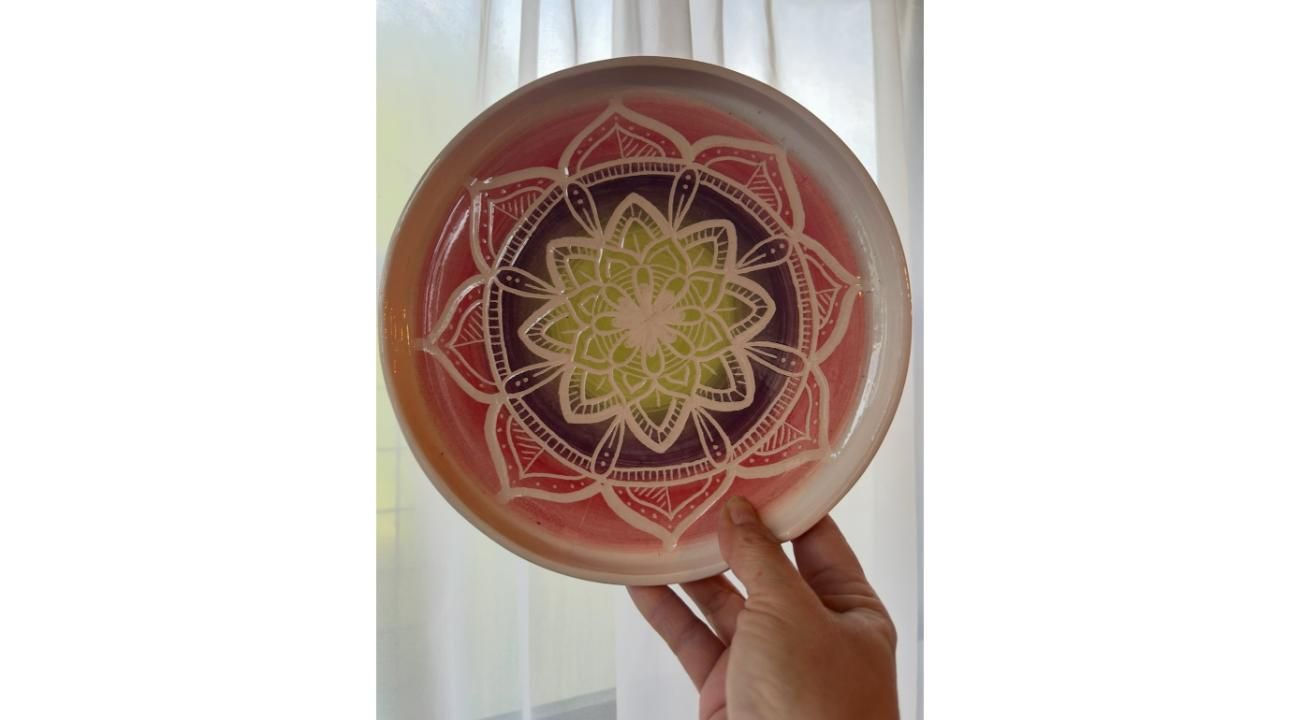CERAMICA COMO RITUAL: TALLERES PARA RECONECTAR CON LA MATERIA Y EL ALMA