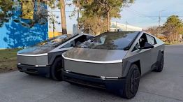 Llegaron a Argentina dos Tesla Cybertruck 20250814