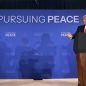 Luego de una reunión de tres horas, Trump y Putin hablaron de "avances", pero sin acuerdos de paz