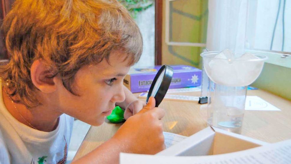 16_08_2025_kit_ciencia_cedoc_g