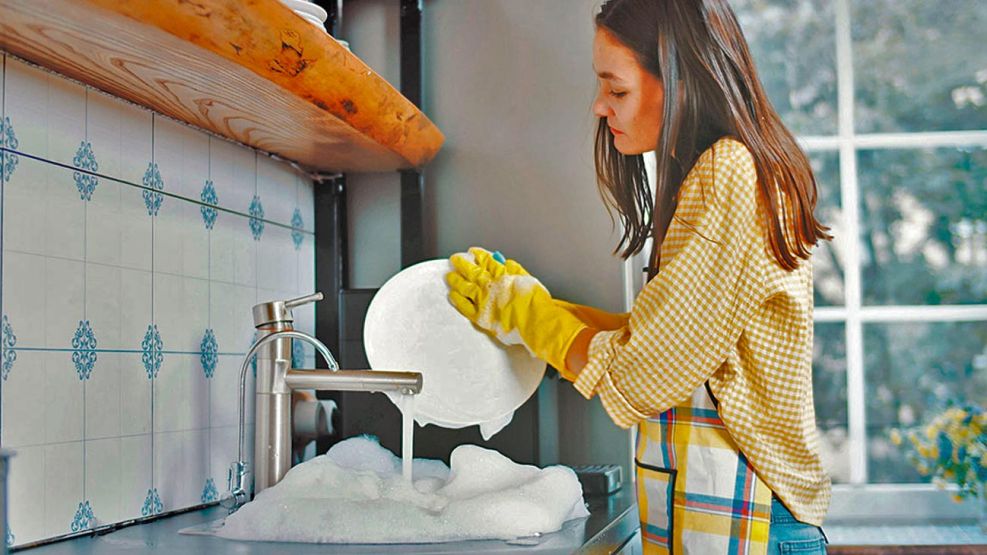 160825_mujer_hogar_genero_shutterstock_g