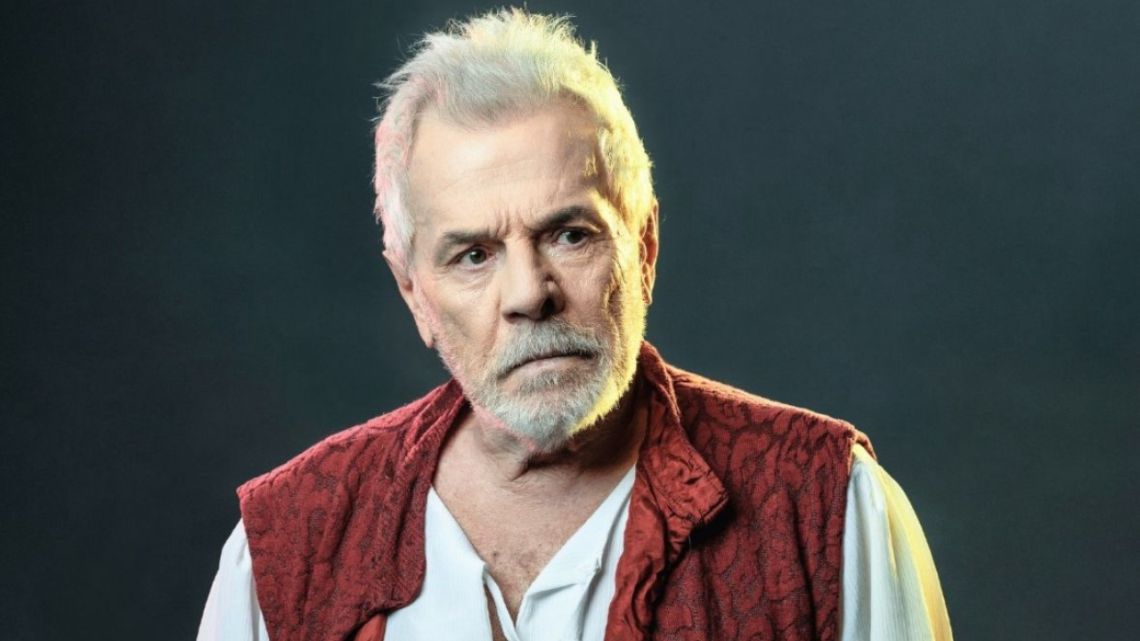 Víctor Laplace: El Poeta de la Resistencia Artística - Poemas y Austeridad a los 81 Años