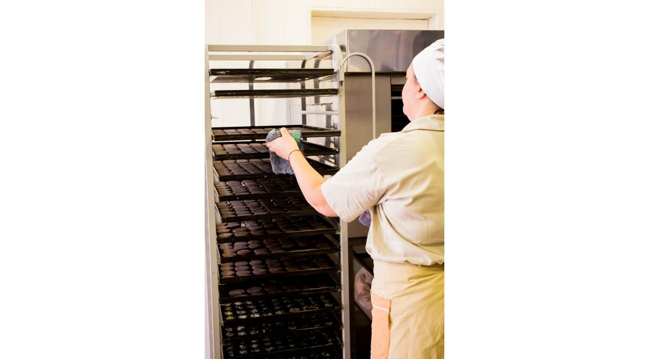 Alfajores La Linqueña: Tradición artesanal y sabor innovador