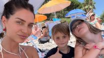 Zaira Nara y sus hijos reviven un clásico y matchean el accesorio de moda