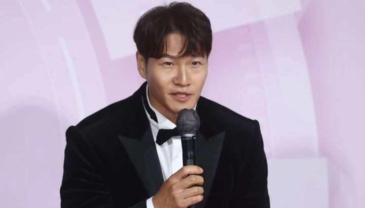 El cantante Kim Jong Kook anuncia su casamiento durante el rodaje de "Running Man"