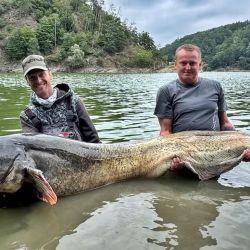 El embalse de Vranov es reconocido por su biodiversidad y condiciones ideales para la pesca (@jakubvagner_official/Instagram)