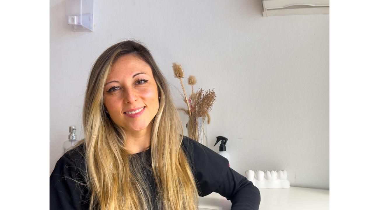 Odontóloga Lucia Basualdo: Pasión, empatía y crecimiento profesional