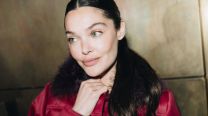 Los mejores looks de fiesta de Ana Rujas, la española de “En el barro” de Netflix