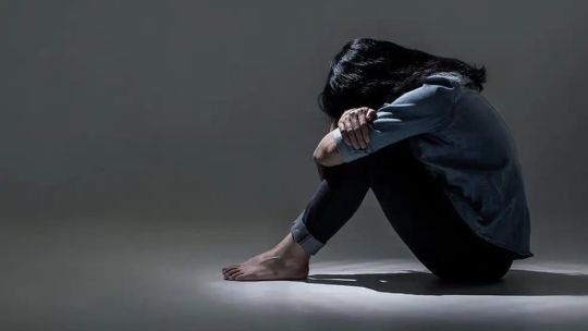 Empeora la salud mental: tres de cada 10 argentinos afirman sufrir “malestar psicológico”