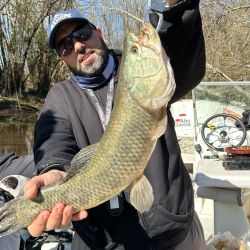 El Río de la Plata atraviesa un gran momento. Embarcados, la pesca está a punto caramelo y nos da la posibilidad de elegir y combinar diferentes técnicas.