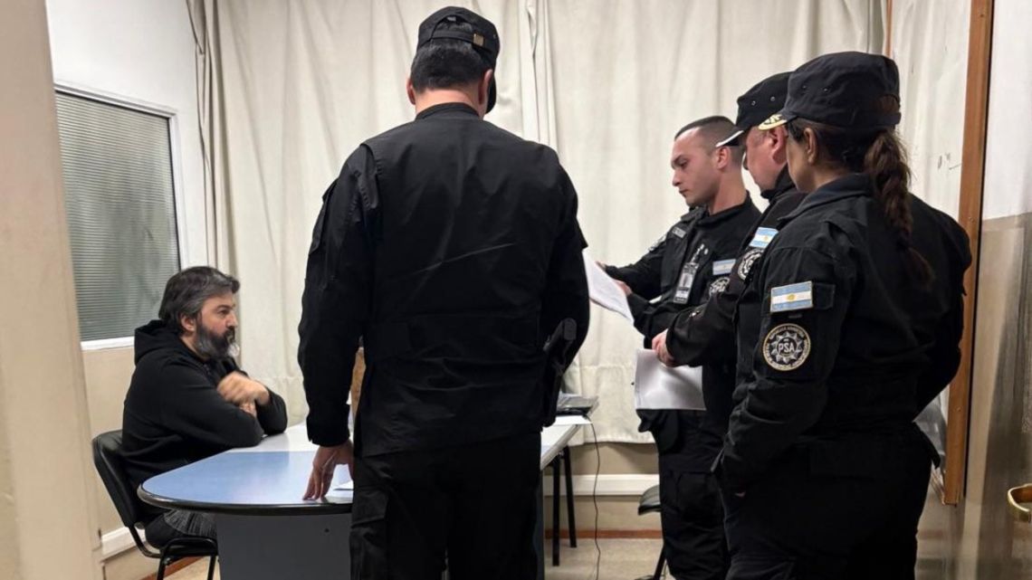 "This is Ariel García Furfaro, owner of the contaminated fentanyl laboratory," posted National Security Minister Patricia Bullrich on social media, along with this image.