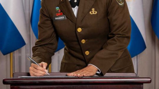 Karla Trigueros la nueva ministra de educación de El Salvador es militar 20250821