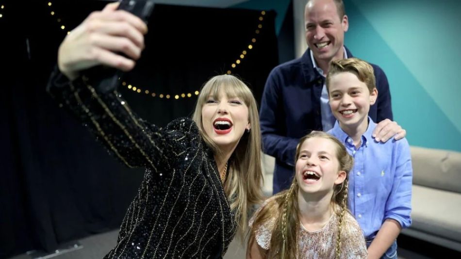 Taylor Swift y la familia real británica