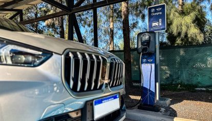 BMW instaló seis cargadores eléctricos junto a Chargebox en GBA y la Costa, con beneficios para clientes BMW y MINI.