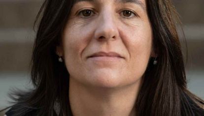 La novela “Una casa llena de gente” tiene todos los ingredientes de una gran historia: misterio, muerte, amor y odio. La autora, Mariana Sández, dialogó con NOTICIAS. 