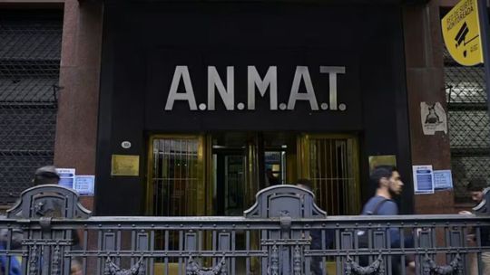 ANMAT prohibió productos médicos de una firma por operar sin Director Técnico