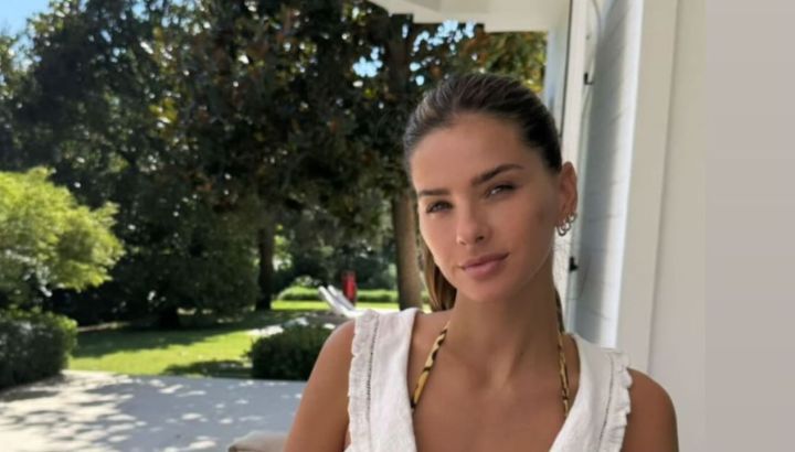Botas XL y vestido boho: el lujoso look de la China Suárez para su nueva rutina en Turquía