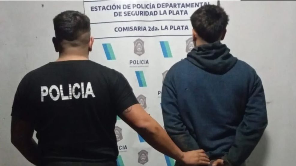 Discutió con su suegro por la cena y lo apuñaló mientras dormía - Image 3