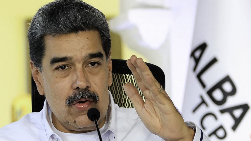 En pánico, Maduro convoca a las milicias bolivarianas: «Ordeno alistamiento nacional sabado y domingo»