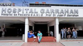 Tras el triunfo de los médicos, funcionarios del Garrahan desistieron del aumento de 61% y Lugones festejó