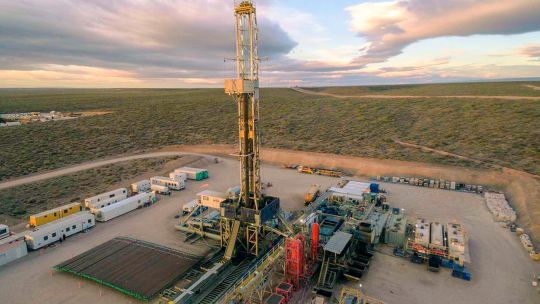 Minería y energía crecieron, pero con despidos de personal