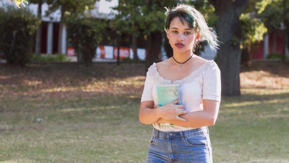 24_08_2025_adolescente_gzafreepick_g