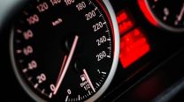 Historia del velocímetro: desde su creación a la evolución digital del siglo XXI
