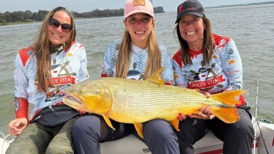Las mujeres pisan cada vez más fuerte en la pesca deportiva