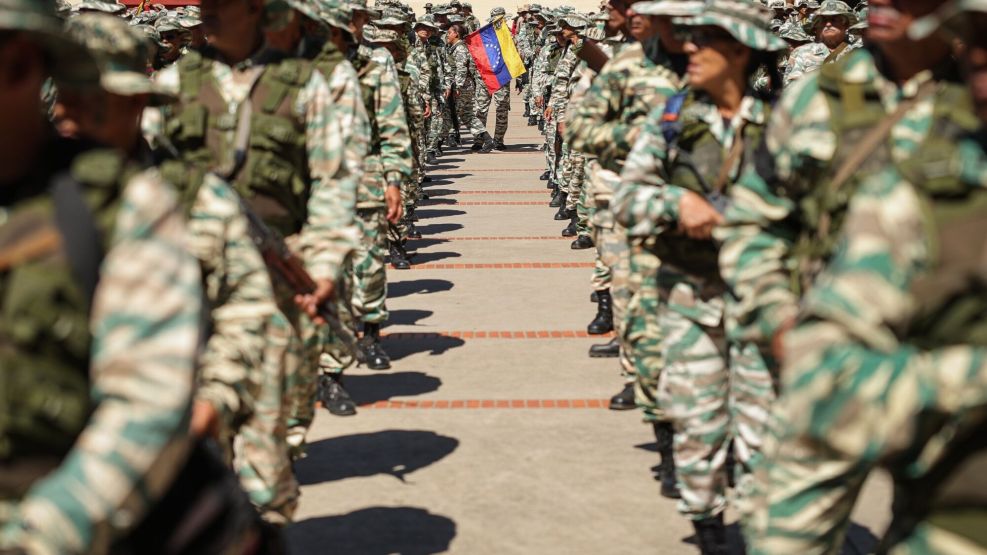 Nicolas Maduro Orders A Higher Military And Police Presence In The Streets Of Caracas Prior To Take Office
