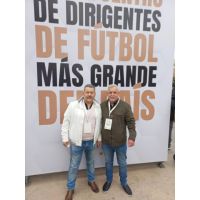 UN EQUIPO QUE MARCA GOLES: La Liga Regional de Fútbol San Francisco y Kenia Group.