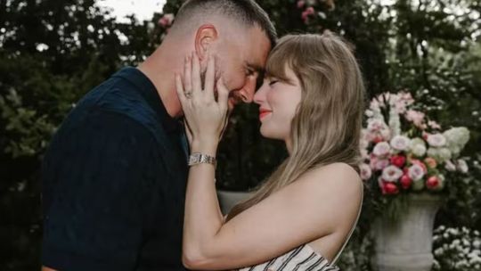 Taylor Swift se casa con Travis Kelce: así fue la romántica propuesta