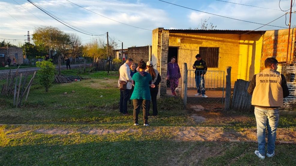Detuvieron a la tutora de la nena que había desaparecido en Chaco: investigan un entramado de explotación sexual - Image 2