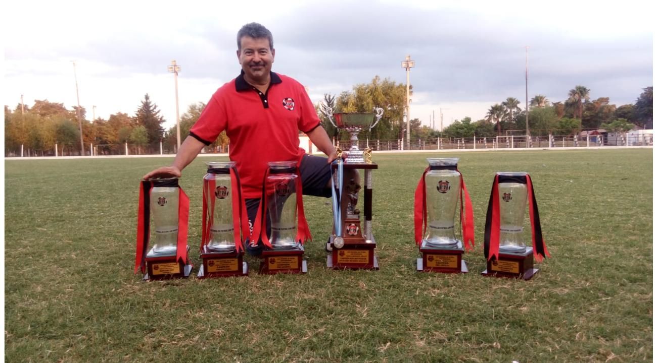 UN EQUIPO QUE MARCA GOLES: La Liga Regional de Fútbol San Francisco y Kenia Group.