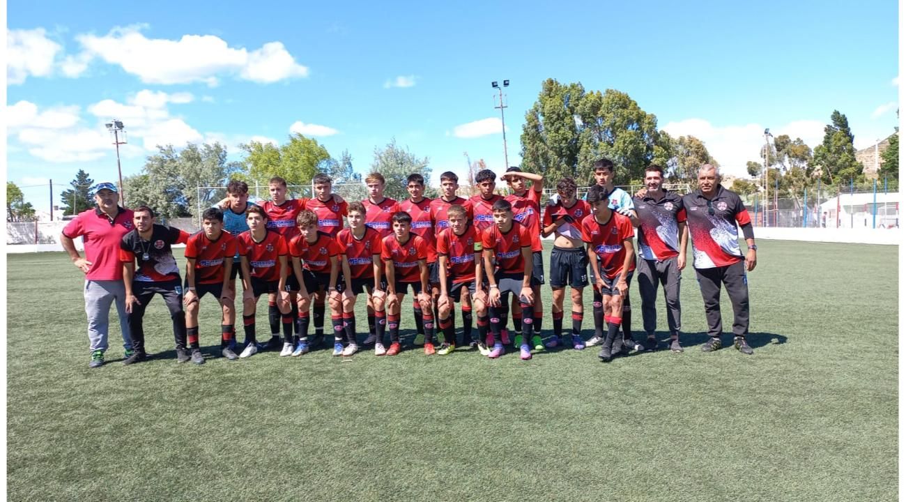 UN EQUIPO QUE MARCA GOLES: La Liga Regional de Fútbol San Francisco y Kenia Group.