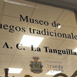 En la ciudad española de Aranda de Duero, Burgos, está el Museo de Juegos Tradicionales A. C. La Tanguilla.