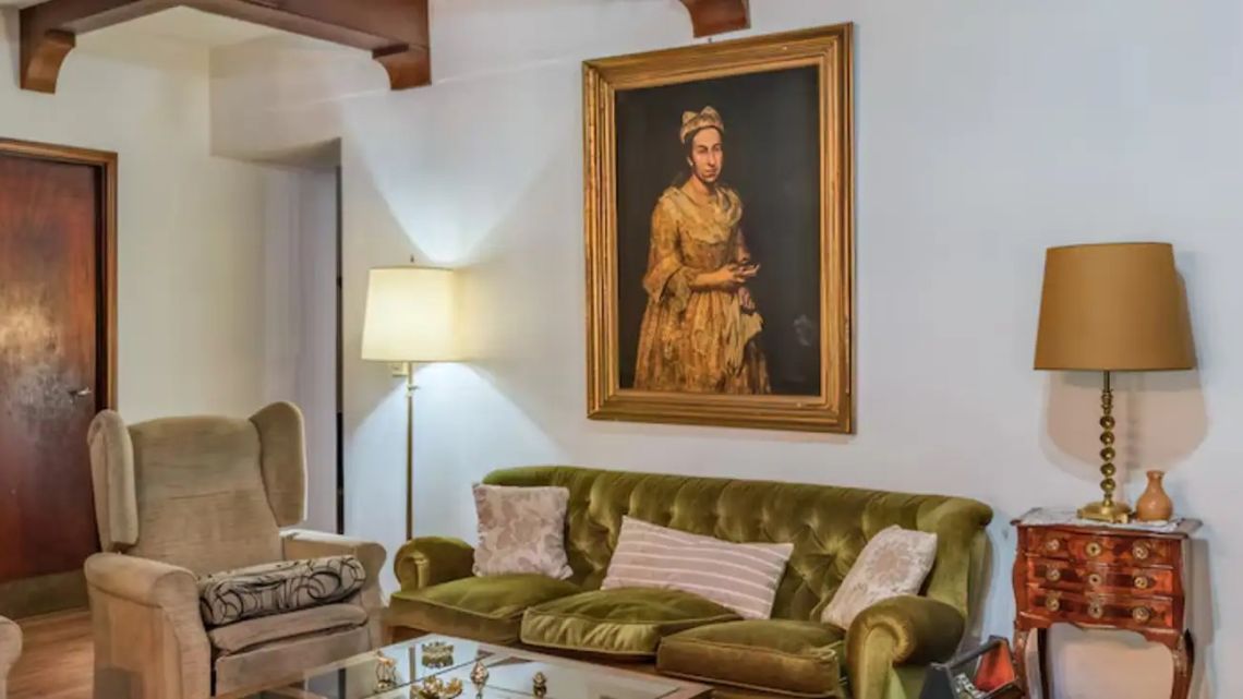 The painting, believed to be 'Portrait of a Lady' by Italian baroque portraitist Giuseppe Ghislandi (1655-1743) was identified in a picture of a house for sale in the seaside resort of Mar del Plata.