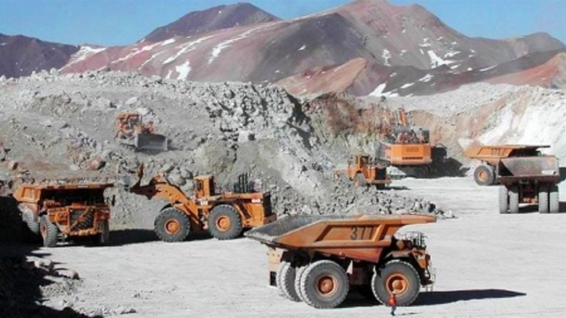 Stock mining image.