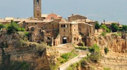 Civita di Bagnoregio se llama la “ciudad que muere” 