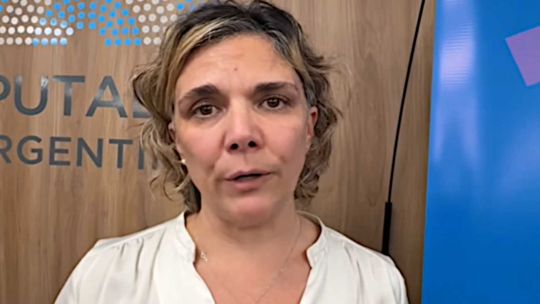 Contenido íntimo sin consentimiento: cómo es la guía para prevenir la violencia digital en las escuelas