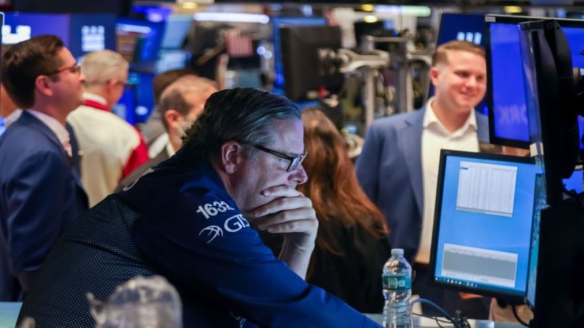 El Riesgo País perfora los 600 puntos ante el rebote de los bonos argentinos