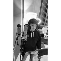 El presente de Peter Brando: pasión, inspiración, nuevas canciones y equipo.