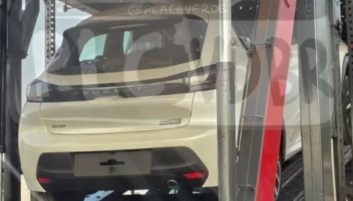Comienza la distribución de los nuevos Peugeot 208 y 2008 híbridos